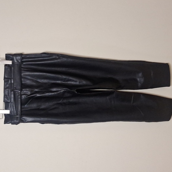 Abercromvie & Fitch Vegan Leather High Waist Paperbag Pants Size M - Picture 6 of 9